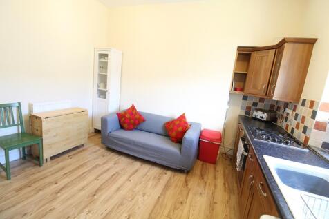 Lounge - Kitchen 2