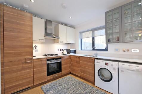 Kitchen pic 2