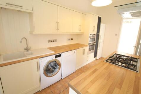 Kitchen pic 2