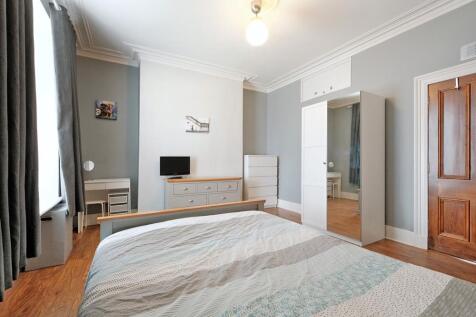 bedroom4
