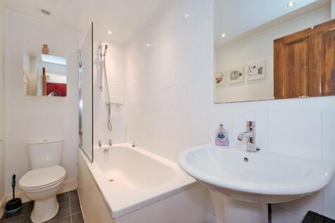 bathroom (1)