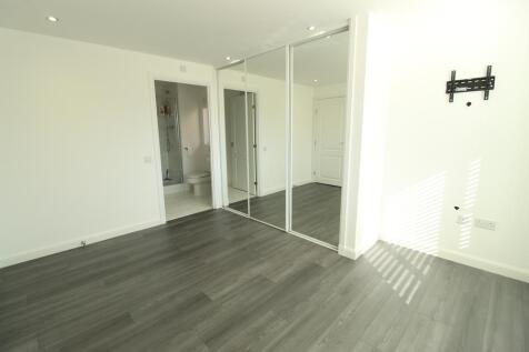 Master bedroom 2