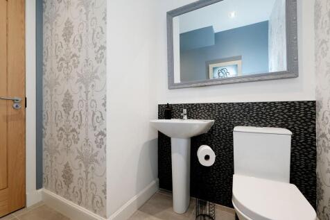 Cloakroom WC