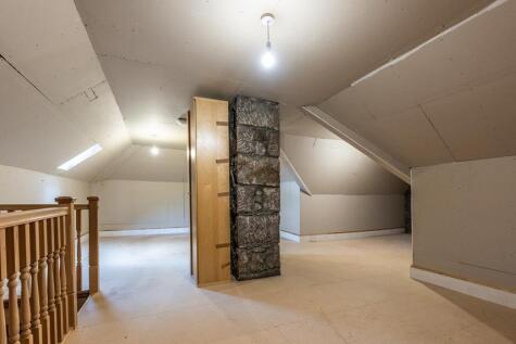Attic room 2