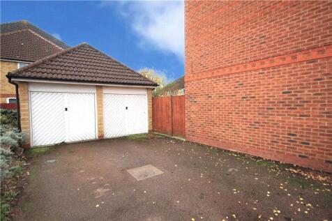 Garage/Driveway