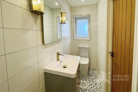 Downstairs Bathroopm