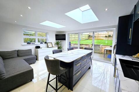 Kitchen - Breakfast room