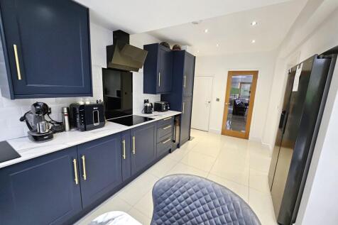 Kitchen - Breakfast room