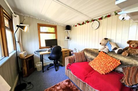 Rear garden Office