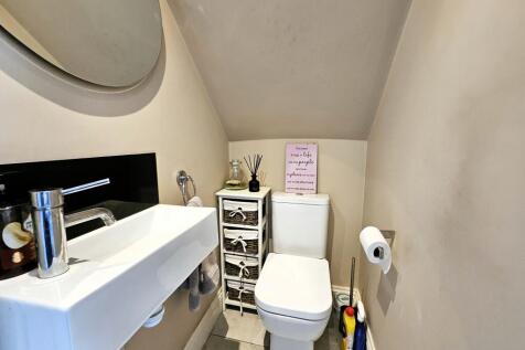 Ground floor WC