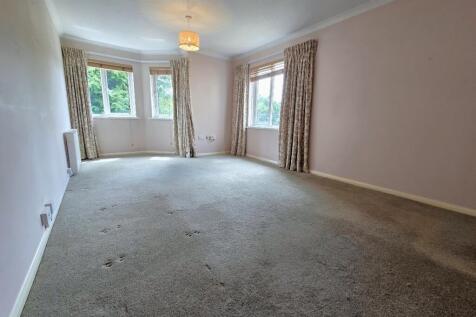 Lounge - dining room