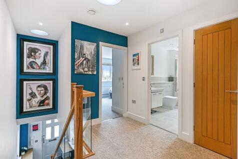First floor landing