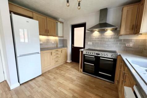 kitchen 1.jpg