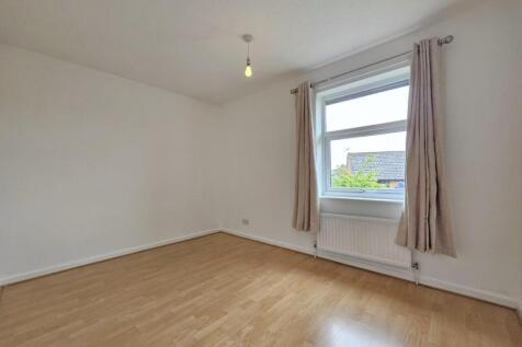 Bedroom One.jpg