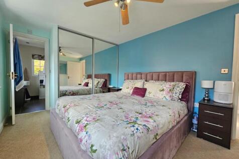 Bedroom One 2.jpg