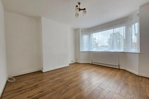 Living Room.jpg