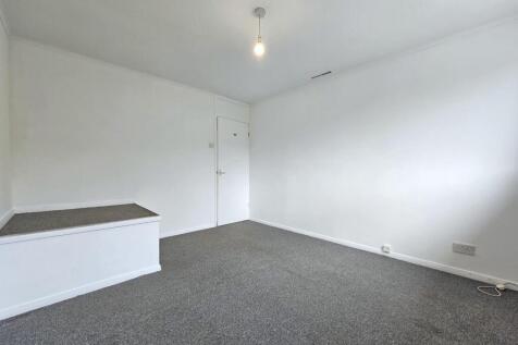 Bedroom one 2.jpg
