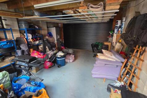 Garage.jpg