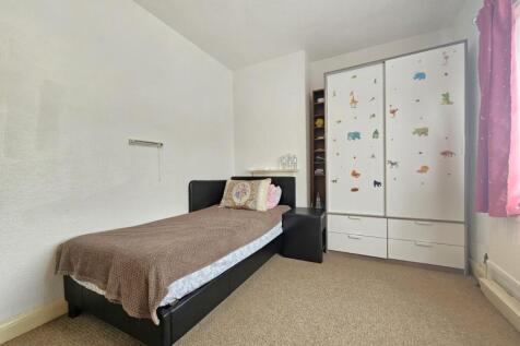Bedroom two.jpg