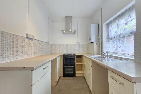 Kitchen 1.jpg