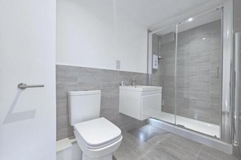 ensuite.jpg