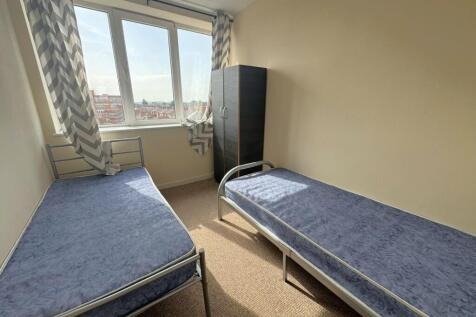 Bedroom two.jpg