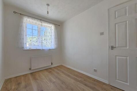 Bedroom two.jpg