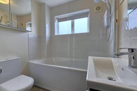 Bathroom.jpg
