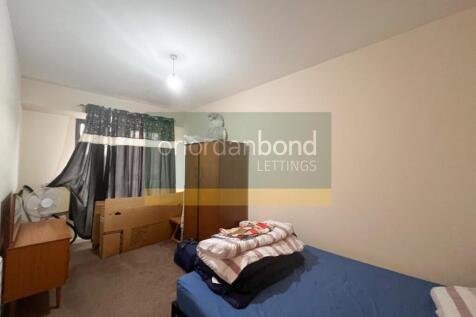 st eds bedroom.jpg