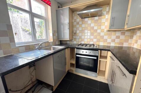 kitchen 1.jpg