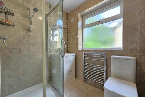 Shower room.jpg