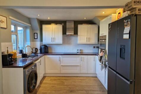 Kitchen.jpeg