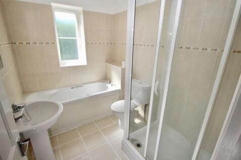 Family Bathroom.jpg