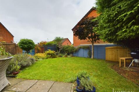 CAM01093G0-PR0413-STILL004.jpg
