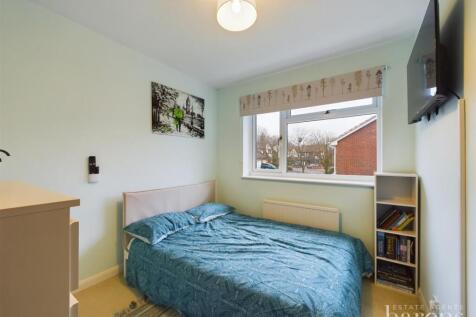 CAM01093G0-PR0479-STILL009.jpg
