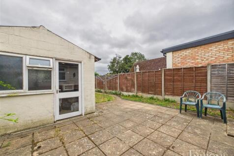 CAM05500G0-PR0021-STILL018.jpg