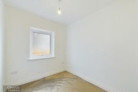 CAM03135G0-PR0210-STILL003.jpg