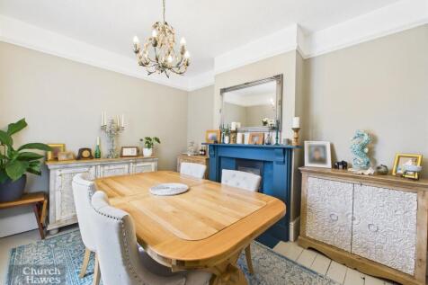 dining room.jpg