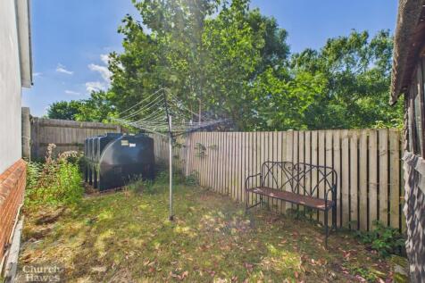 CAM04964G0-PR0131-STILL018.jpg