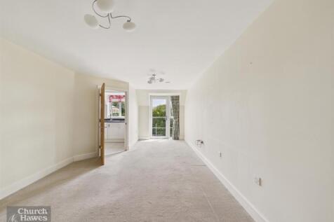 CAM04964G0-PR0145-STILL007.jpg