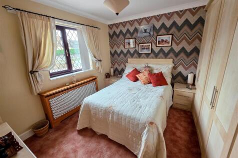 Bedroom 2.jpg