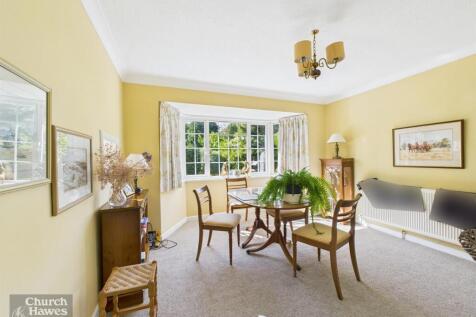 Dining Room.jpg