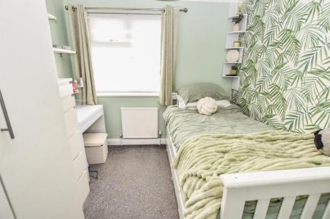 bed 3.