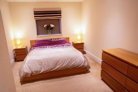 flat 8.jpg