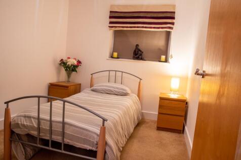 flat 10.jpg