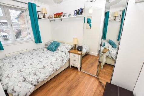 bed 3.