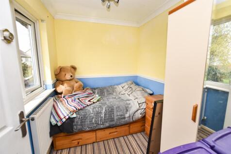 bed 4.jpg