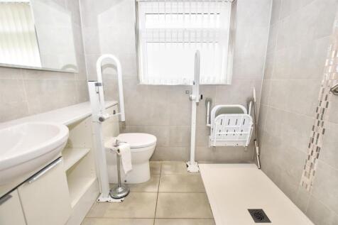 shower room.jpg