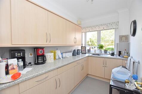 Communal Kitchen