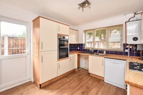Kitchen B.jpg